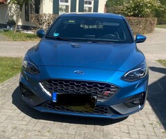 Bild des Angebotes Ford Focus ST Performance Paket