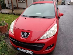 Bild des Angebotes Peugeot 207 90 HDi FAP (Blue Lion) Tendance