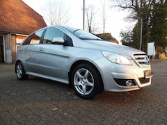 Bild des Angebotes Mercedes-Benz B 180 *Automatik*Xenon*Tempomat*Navi
