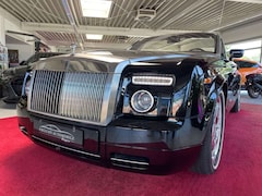 Bild des Angebotes Rolls-Royce Phantom Drophead Coupé Klavierlack schwarz innen