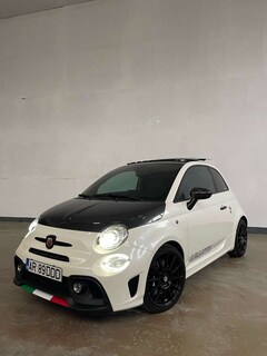 Bild des Angebotes Abarth 595 Competizione Brembo / Carbon / SMG / Beats audio
