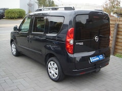 Bild des Angebotes Opel Combo COMBO TOUR +1,4i TURBO+AHK+BLACK EDITION+SZHZG !