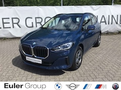 Bild des Angebotes BMW 220 Active Tourer i SR17'' AHK LenkHeiz AdLED PA AG Ko