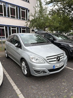 Bild des Angebotes Mercedes-Benz 180 Top gepflegter Mercedes B 180 CDI Automatik