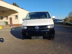 Bild des Angebotes VW T5 Transporter Kasten-Kombi Kombi 9 SITZER