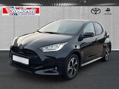 Bild des Angebotes Toyota Yaris Hybrid Teamplayer SEGEBERG ACC RFK SHZ LHZ