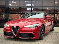 Bild des Angebotes Alfa Romeo Giulia Quadrifoglio Alcantara/H&K/Carbon/Bi-Xeno