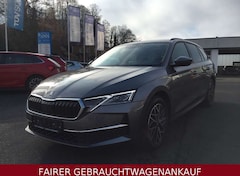 Bild des Angebotes Skoda Octavia OCTAVIA COMBI 2.0 TDI  BUSINESS PAKET+MATRIX+AHK