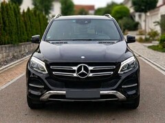 Bild des Angebotes Mercedes-Benz GLE 250 Scheckheftgepflegt | TÜV neu 2028 | 8-fach bereift