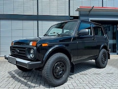 Bild des Angebotes Lada Niva 4x4 Top Zustand! LED AHK MIKE SANDERS