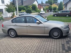 Bild des Angebotes BMW 318 318i