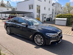Bild des Angebotes BMW M550 (Panorama/Head-Up/360°)