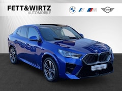 Bild des Angebotes BMW iX2 eDrive20 M Sport|Head-Up|Panorama
