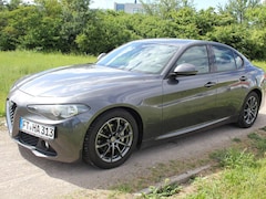 Bild des Angebotes Alfa Romeo Giulia Basis Automatik Navi