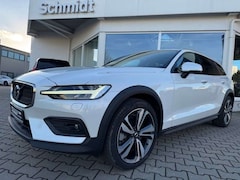 Bild des Angebotes Volvo V60 Cross Country B5 B AWD Ultimate Standheizung