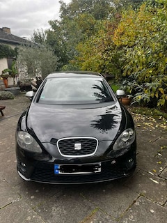 Bild des Angebotes SEAT Leon 2.0 T FSI FR