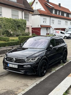Bild des Angebotes VW Tiguan VW TIGUAN BLACK EDITION 4Motion DSG R-Line