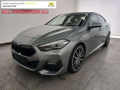 Bild des Angebotes BMW 218 i Gran Coupe M Sport*DAB*Parkassistent-Paket*ACC*LH*Harman/Kardon*RFK*Comfort-Paket*Außenspiegel-Paket*ConnectedProf*19Zo