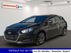 Bild des Angebotes Hyundai i40 Kombi 1.7 CRDi AAC SHZ Navi Pano PDC