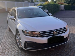 VW Passat Variant 1.4 TSI Plug-In-Hybrid DSG GTE