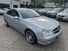 Mercedes-Benz CLK 500 AVANTGARDE/AMG Auspuff/Alu 18"/Tiefer