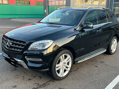 Bild des Angebotes Mercedes-Benz ML 250 BlueTEC 4MATIC 7G-TRONIC