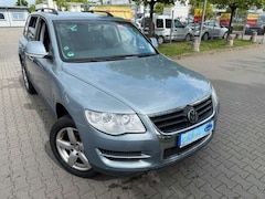 Bild des Angebotes VW Touareg V6 TDI DPF *LEDER*AUTO*MFL*PDC*19Z*SHZ**
