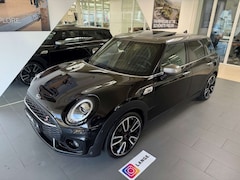 Bild des Angebotes MINI Cooper S Clubman JCW+HUD+RFK+PANO+KOMFORTZG+LED
