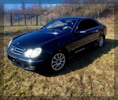 Bild des Angebotes Mercedes-Benz CLK 200 CLK Coupe 200 Kompressor Avantgarde / 6 Gang / AHK / KLimaautomatik u.v.m.