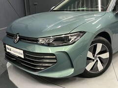 Bild des Angebotes VW Passat Variant 1.5 eTSI DSG Business*AHK*KAMERA*IQ.Drive*Massage*