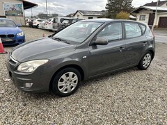 Bild des Angebotes Hyundai i30 Comfort 1.6i Klima PDC Euro4