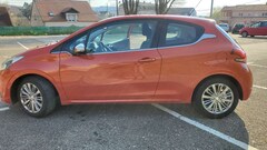 Bild des Angebotes Peugeot 208 208 PureTech 82 Active