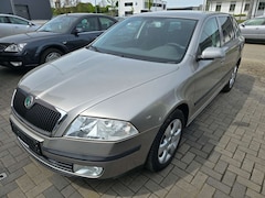 Bild des Angebotes Skoda Octavia Ambiente Automatik