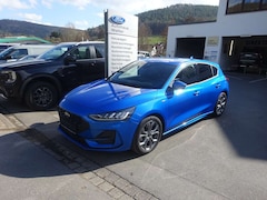 Ford Focus ST-Line X LED Navi Kamera ACC AHK