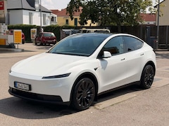 Bild des Angebotes Tesla Model Y Standard Long Range RWD