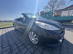 Bild des Angebotes Peugeot 207 CC 155 THP Platinum
