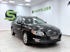 Bild des Angebotes Volvo V70 D4 Summum / S-DACH/ AHK / LEDER / NAVI