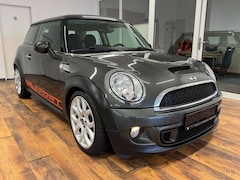 Bild des Angebotes MINI Cooper S 1.6 COOPER S NAVI/SHZ/SPORTPAKET/TÜV 11/27