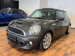 Bild des Angebotes MINI Cooper S 1.6 COOPER S NAVI.SHZ.SPORTPAKET.6-Gang.18"