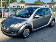 Bild des Angebotes smart forFour forfour CDI 70kW / Panrorama/ TÜV NEU