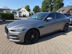 Bild des Angebotes Jaguar XE D180 Black+1.Hand+Leder+360°+ACC+Schiebedach