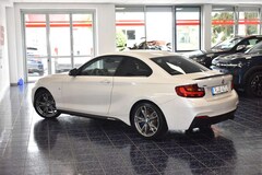 Bild des Angebotes BMW 235 i xDrive M-Performance Aut. Navi Xenon Temp