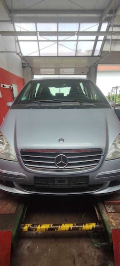 Bild des Angebotes Mercedes-Benz 180