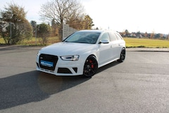 Bild des Angebotes Audi RS4 Avant 4.2 FSI quattro RS-Aga 20"Alu Bang&Olu
