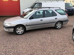 Bild des Angebotes Peugeot 306 Break XR 1.8 Automatik Kombi AUTOMATIK