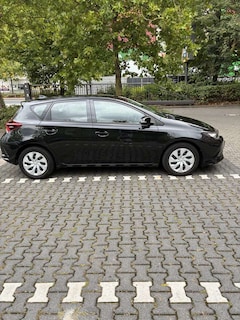 Bild des Angebotes Toyota Auris 1..3 Design Edition