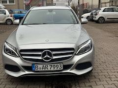 Mercedes-Benz C 220 /KOMBI/XENON/NAVI/LEDER