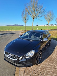Bild des Angebotes Volvo V60 D2 drive RDesign