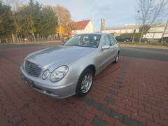 Bild des Angebotes Mercedes-Benz 220