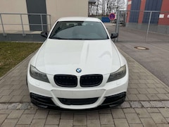 Bild des Angebotes BMW 330 330i Aut. x Drive
